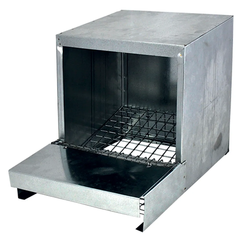 NIDO PER GALLINE OVAIOLE cm 31 x 47 x h 33 NIDO PER GALLINE OVAIOLE cm 31 x 47 x h 33