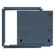 CHIUSINO IN GHISA D400 ECLIPSE - 70 x 70 - Kg 58